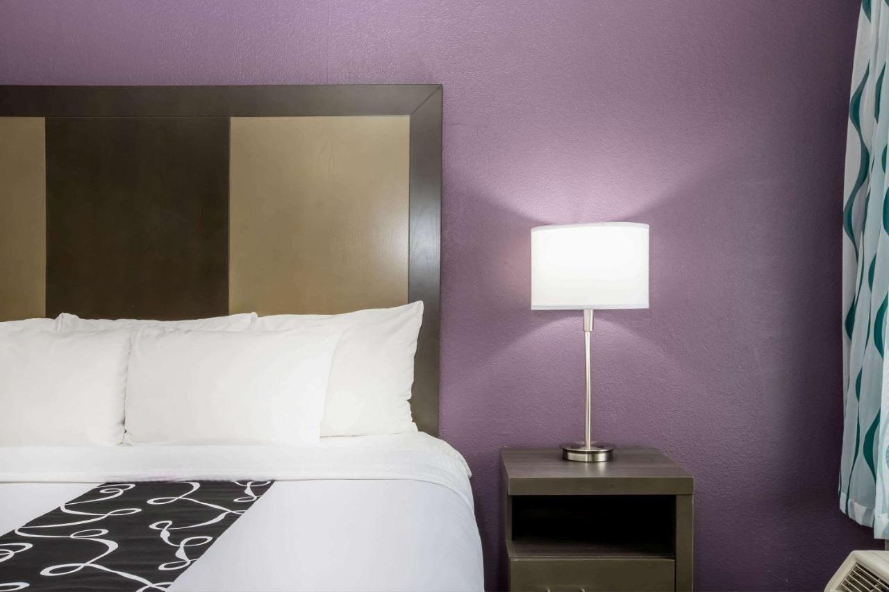La Quinta Inn By Wyndham Davenport & Conference Center Εξωτερικό φωτογραφία