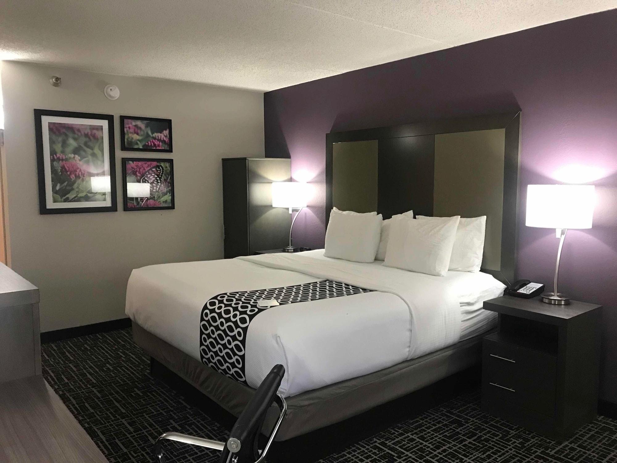 La Quinta Inn By Wyndham Davenport & Conference Center Εξωτερικό φωτογραφία